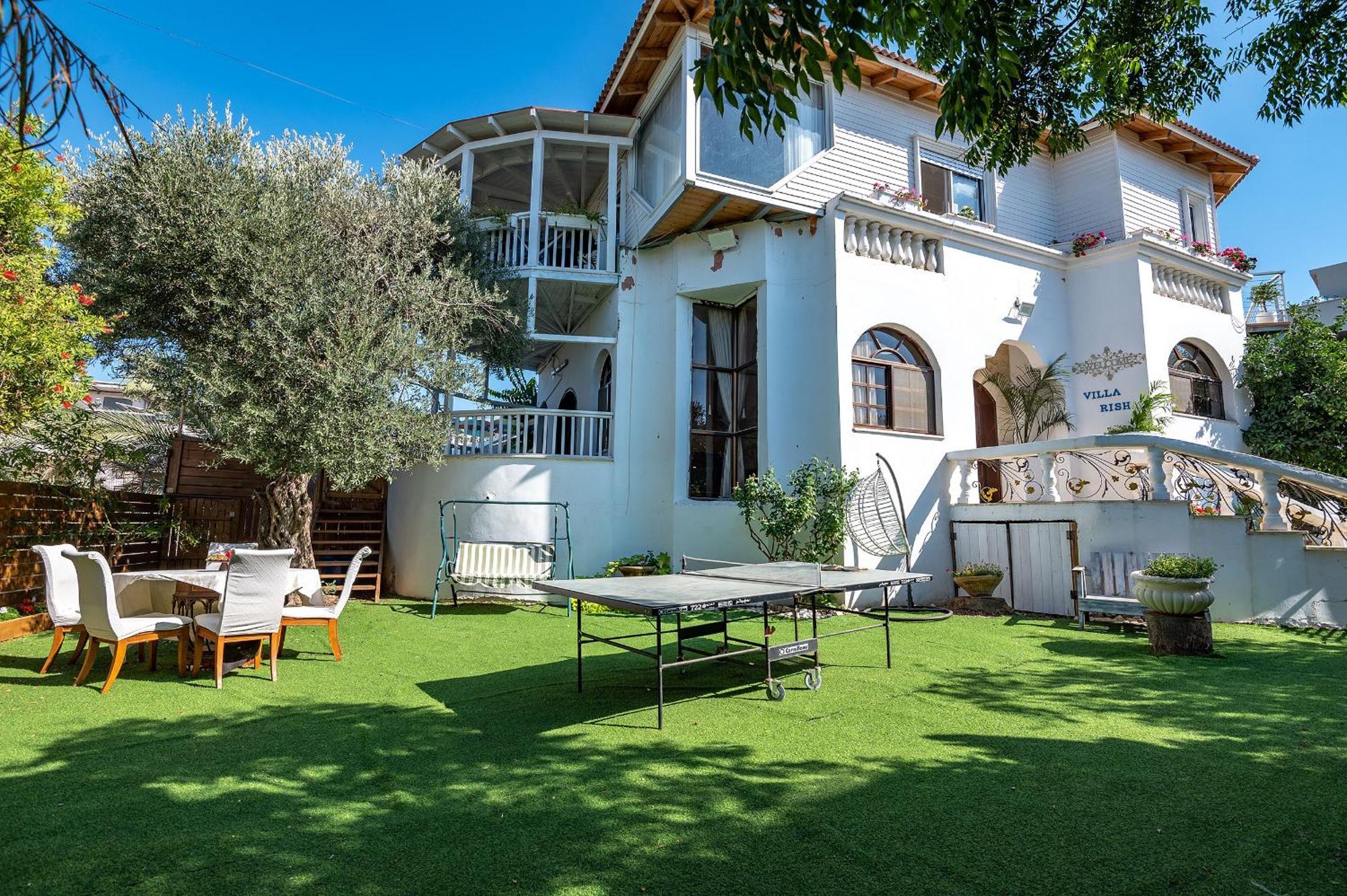 Villa וילה ריש - וילה מושלמת למשפחות עם בריכה, ג'קוזי ונוף Yarka